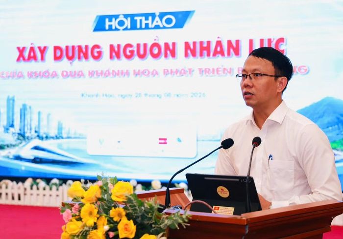 Ông Nguyễn Thanh Hà - Phó Chủ tịch UBND tỉnh Khánh Hòa, phát biểu tại hội thảo.
