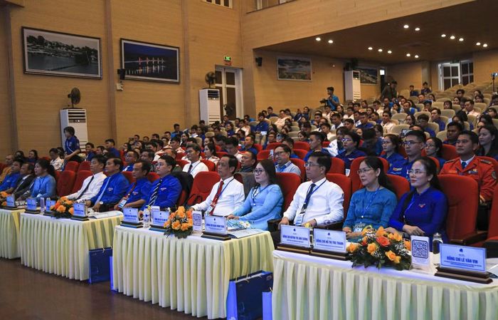 Các đại biểu tham dự đại hội.