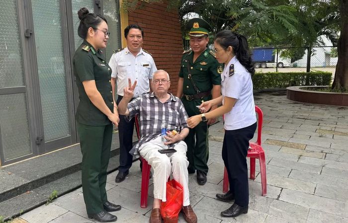 Ông mong muốn, sau khi chết sẽ được hiến tạng cho y học Việt Nam.
