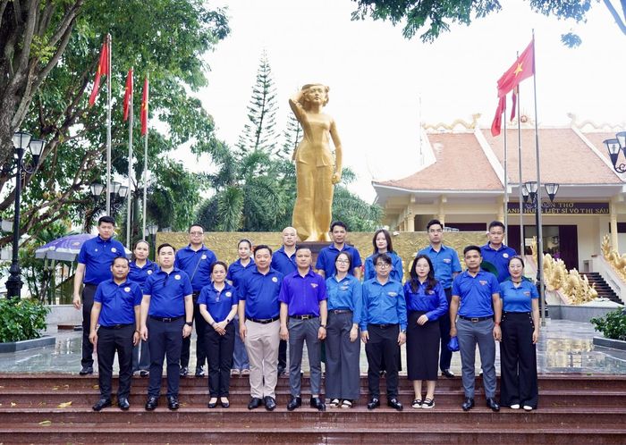 Chương trình mang đến cho các thành viên đoàn công tác những trải nghiệm thực tế sinh động
