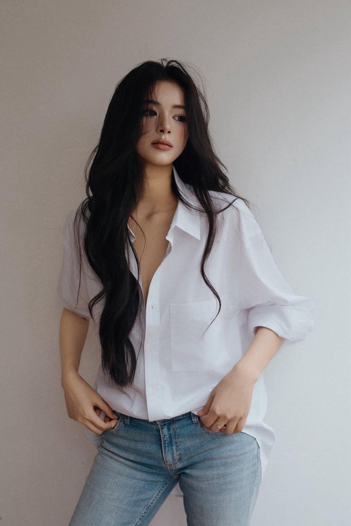 Vai diễn đầu tay của Nguyễn Thị Trinh khá tự nhiên dù còn nhiều cảnh khá gượng gạo do cô còn ít kinh nghiệm diễn xuất. Dù vậy nhân vật tạo cảm xúc mới mẻ cho khán giả. 