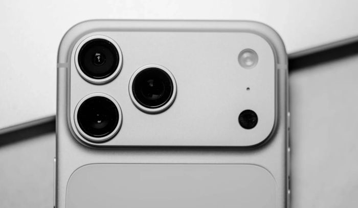 Có thể chỉ iPhone 18 Pro Max được trang bị camera chính với khẩu độ biến thiên. Ảnh: 9to5mac