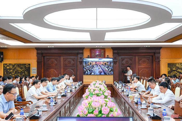 Hà Tĩnh đặc biệt quan tâm nâng cao năng lực đội ngũ cán bộ để đáp ứng yêu cầu nhiệm vụ trong giai đoạn mới.
