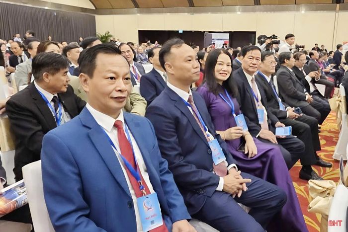 Đoàn đại biểu tỉnh Hà Tĩnh dự đại hội.