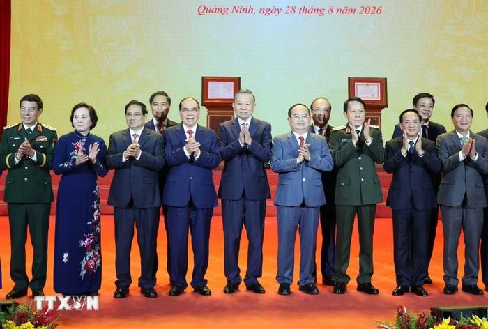 Tổng Bí thư, Chủ tịch nước Tô Lâm và các đại biểu. (Ảnh: Thống Nhất/TTXVN)