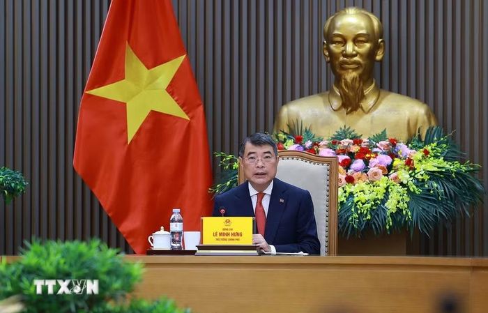 Thủ tướng Lê Minh Hưng điện đàm với Thủ tướng Đức Friedrich Merz. (Ảnh: Dương Giang/TTXVN)
