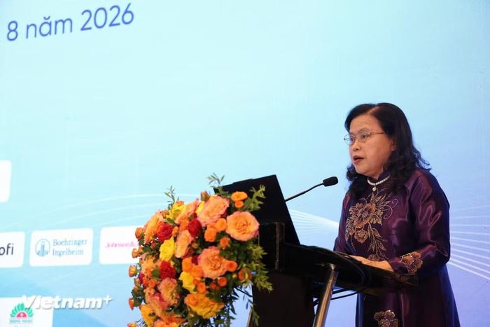 Phó giáo sư Nguyễn Thị Xuyên - Chủ tịch Tổng hội Y học Việt Nam phát biểu tại Hội nghị. (Ảnh: PV/Vietnam+)