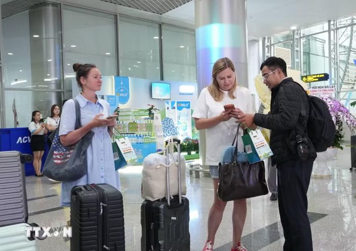 Từ ngày 2/9 tới, chặng bay Đà Lạt-Kuala Lumpur (Malaysia) sẽ chính thức được khai thác, “kéo” gần du khách quốc tế đến Đà Lạt. (Ảnh: Nguyễn Dũng/TTXVN)