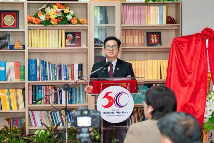 Ông Đinh Hoàng Linh, Tổng Lãnh sự Việt Nam tại Khon Kaen, Thái Lan phát biểu tại sự kiện. (Ảnh: PV/Vietnam+)