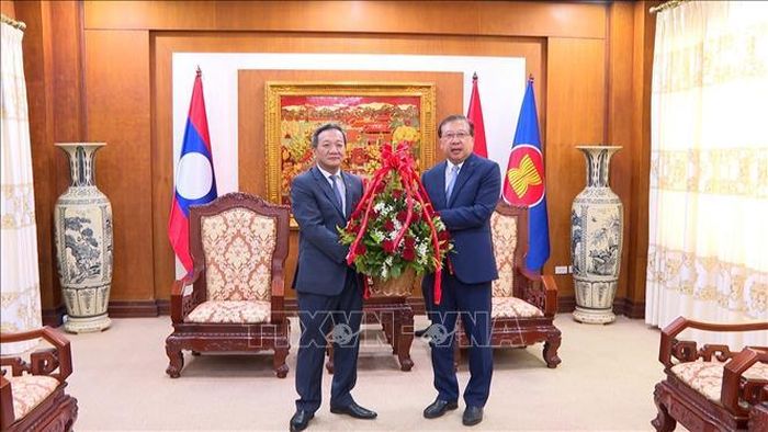 Đoàn Bộ Giáo dục và Thể thao do đồng chí Kingmano Phommahaxay, Thứ trưởng Bộ Giáo dục và Thể thao làm Trưởng đoàn. Ảnh: Xuân Tú/TTXVN