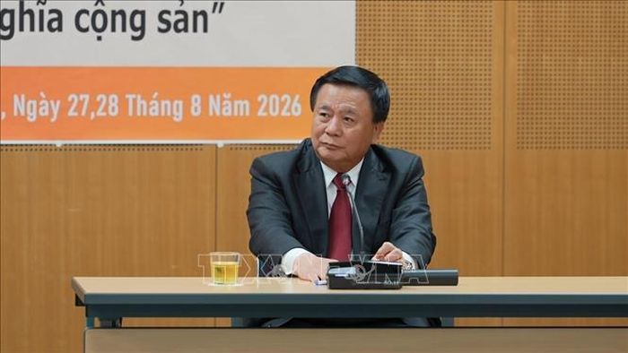 Giáo sư, Tiến sĩ Nguyễn Xuân Thắng, Chủ tịch Hội đồng Lý luận Trung ương, tại buổi hội kiến đồng chí Shii Kazuo, Chủ tịch Ban chấp hành Trung ương Đảng Cộng sản Nhật Bản. Ảnh: Nguyễn Tuyến/TTXVN