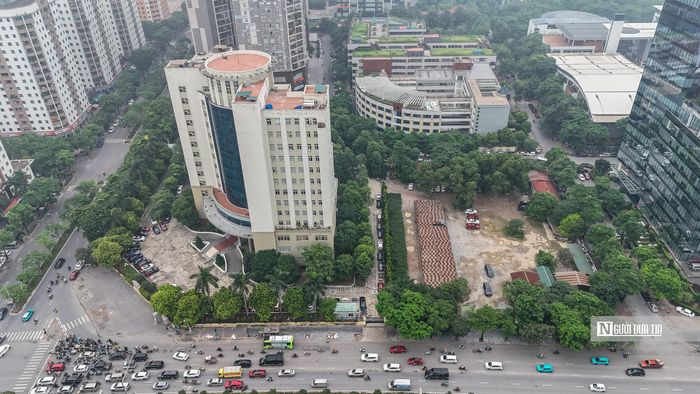 Sau khi hợp nhất hai Bộ, Đảng ủy Bộ Khoa học và Công nghệ quyết định chủ trương dừng dự án. 