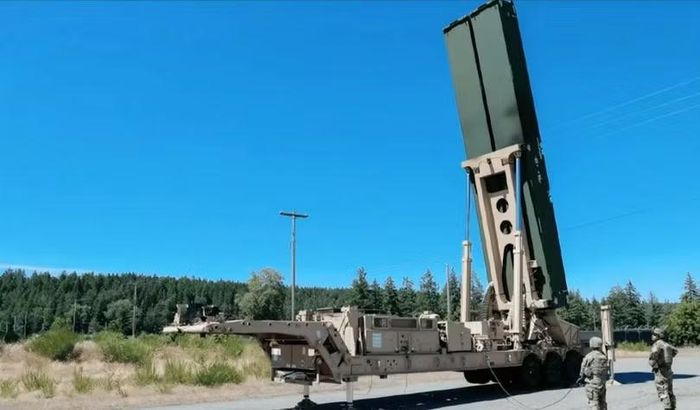 tên lửa siêu vượt âm tầm xa LRHW Dark Eagle do Lockheed Martin phát triển có tầm bắn 2.775 km. Ảnh: WSJ.