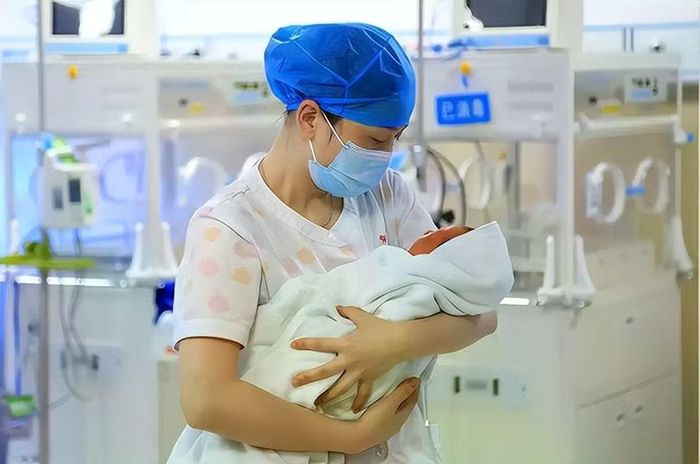 Tỷ lệ sinh ở Singapore đã lần đầu tiên xuống dưới mức 1,0. Ảnh: Toutiao.