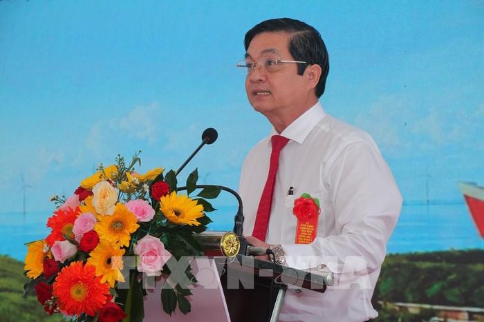 Phó Chủ tịch UBND tỉnh Cà Mau Huỳnh Chí Nguyện phát biểu chỉ đạo tại buổi lễ. Ảnh: Chanh Đa - TTXVN 