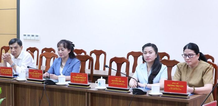Các đại biểu tham dự hội nghị