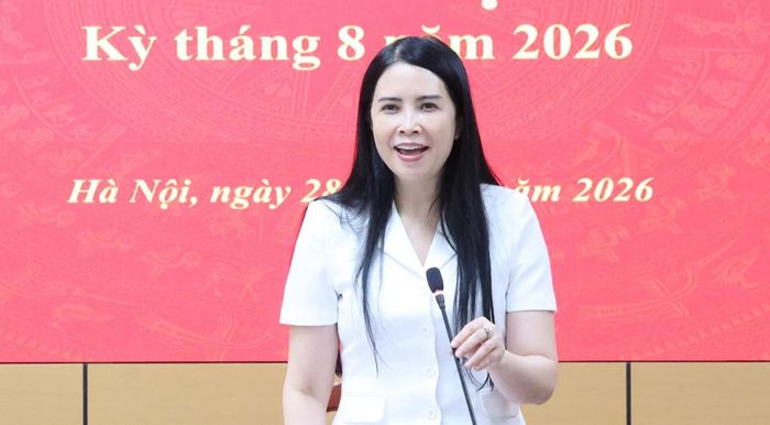 Phó Bí thư Thường trực Đảng ủy, Phó Chủ tịch Thường trực Hội LHPN Việt Nam Trần Lan Phương phát biểu kết luận hội nghị