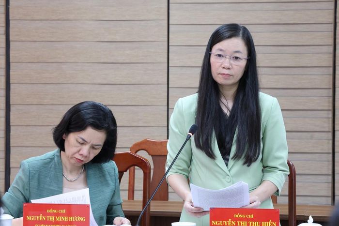 Ủy viên Ban Thường vụ Đảng ủy, Phó Chủ tịch Hội LHPN Việt Nam Nguyễn Thị Thu Hiền phát biểu tại Hội nghị