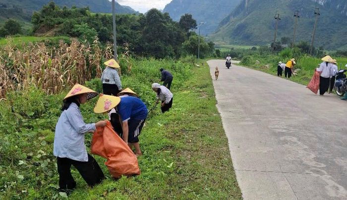 Phụ nữ Cao Bằng chung tay làm đẹp quê hương chào mừng Quốc khánh 2/9