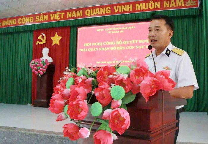Đại tá Đỗ Hải Đăng, Phó Chính ủy Lữ đoàn 101, phát biểu