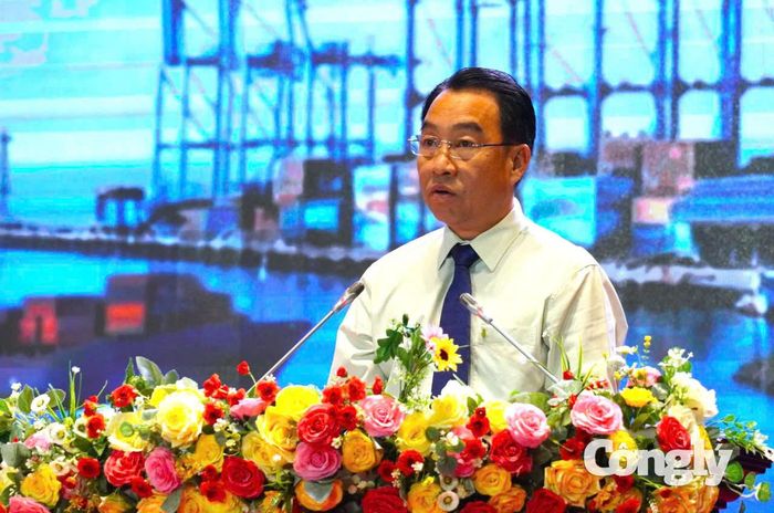 Chủ tịch UBND tỉnh Cà Mau Lữ Quang Ngời phát biểu khai mạc hội nghị