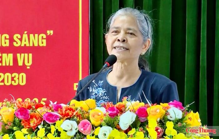Từ người lính trên chiến trường, bà Rơ Châm H’Yéo bước sang một hành trình khác: xây dựng chính quyền, vận động đồng bào, chăm lo phụ nữ và vun đắp sự đoàn kết trong cộng đồng.
