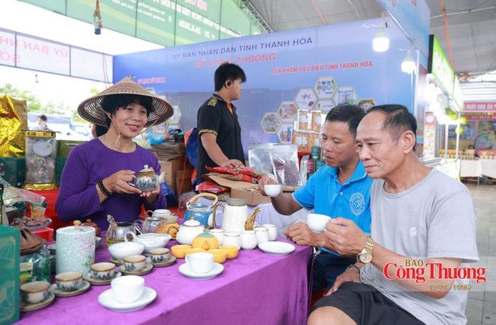 Doanh nghiệp đến từ Thanh Hóa nhận được nhiều cơ hội hợp tác, kết nối giao thương khi tham gia hội chợ.