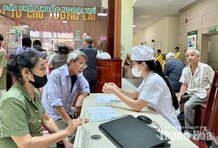 Bệnh viện Đa khoa Hà Trung xây dựng phương án bảo đảm không để gián đoạn việc chăm sóc sức khỏe Nhân dân trong dịp nghỉ lễ.