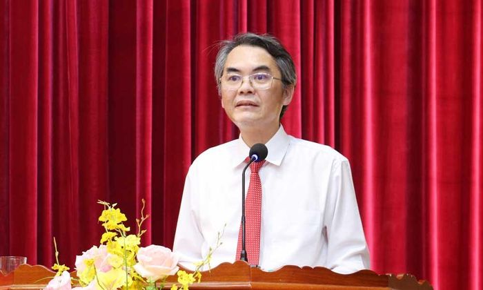  Đồng chí Vũ Minh Hiếu phát biểu tại buổi lễ. 