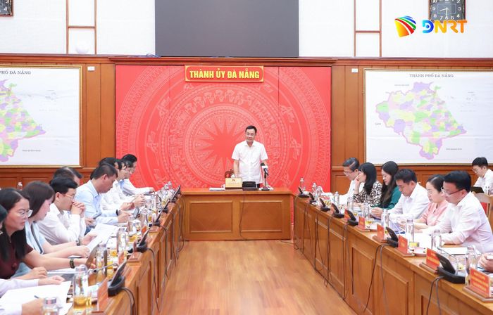 Quang cảnh buổi làm việc. Ảnh: NGỌC PHÚ