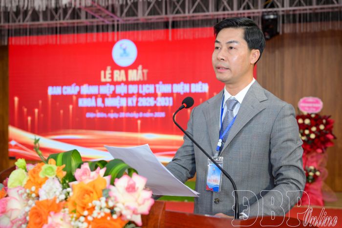 Tân Chủ tịch Hiệp hội Du lịch tỉnh Nguyễn Quốc Ngũ phát biểu nhận nhiệm vụ.