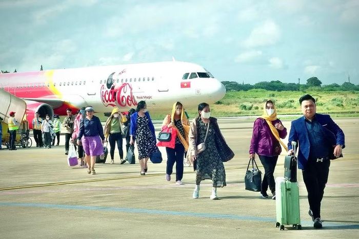  Vận tải hàng không cũng xây dựng kế hoạch tăng chuyến bay phục vụ nhu cầu đi lại của hành khách dịp Quốc khánh 2-9. Ảnh: M.P 