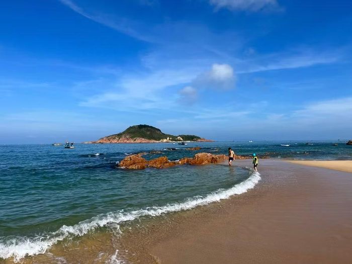 Vẻ đẹp bình yên, thơ mộng của Bãi Xép. Ảnh: Phương Vi