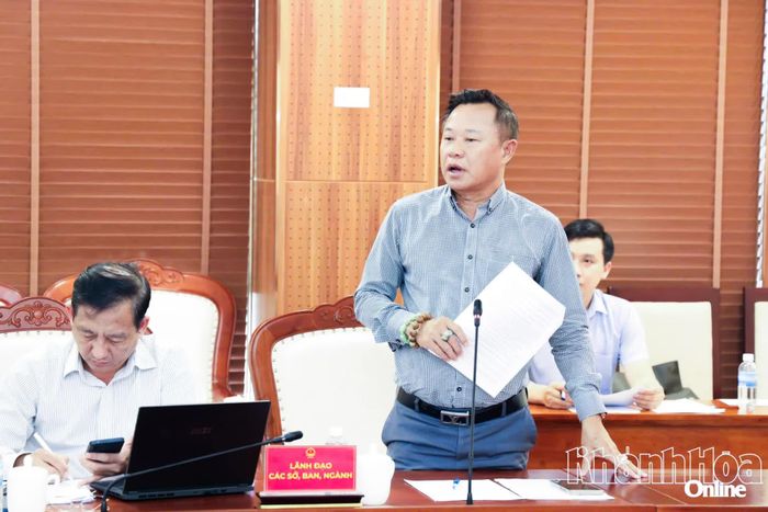 Lãnh đạo Sở Văn hóa, Thể thao và Du lịch báo cáo công tác tổ chức.