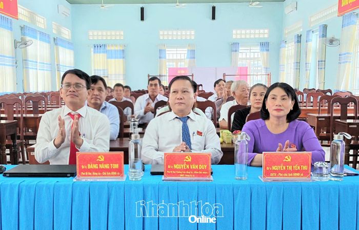 Các đại biểu dự lễ ký kết.