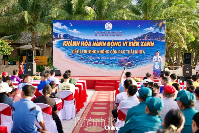 Quang cảnh buổi lễ.