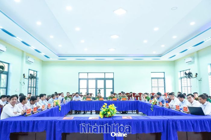 Các đại biểu tham dự lễ ký kết.