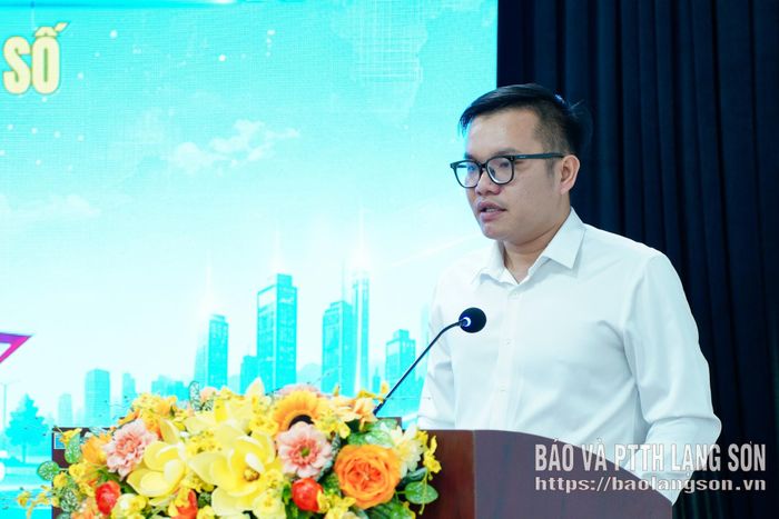 Đại diện thành viên Tổ Công nghệ số cộng đồng phường Đông Kinh phát biểu hưởng ứng cuộc thi