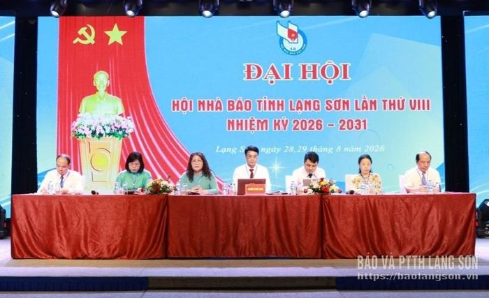 Đoàn Chủ tịch điều hành đại hội
