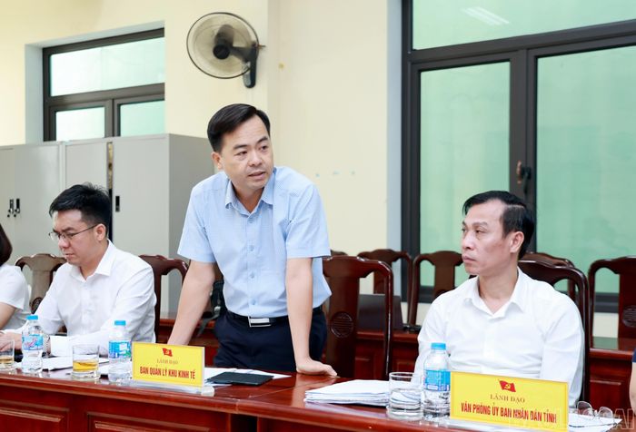 Các đại biểu tham luận về kết quả công tác nội chính trong tháng 8/2026.