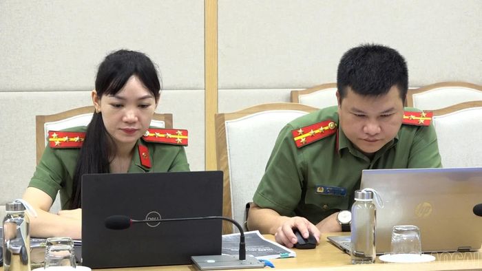Đại biểu tham dự hội nghị.
