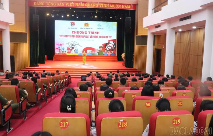 Quang cảnh chương trình.