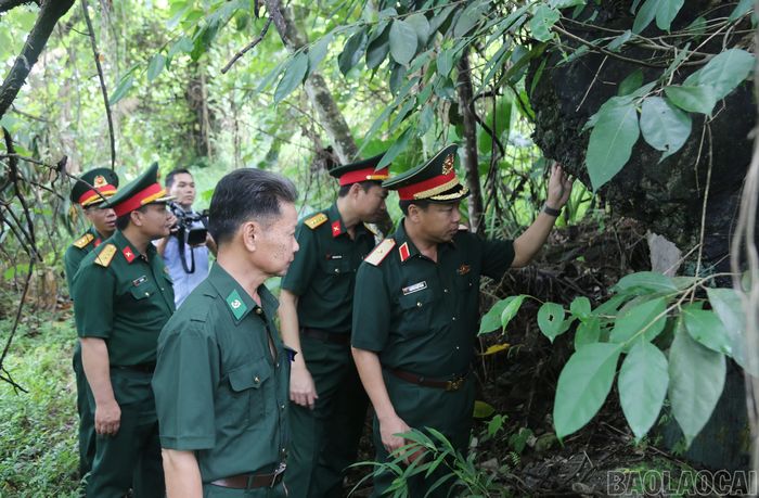 Các nhân chứng lịch sử cung cấp thông tin, xác định trực tiếp một số tọa độ và mô tả những vị trí có khả năng có hài cốt liệt sĩ.