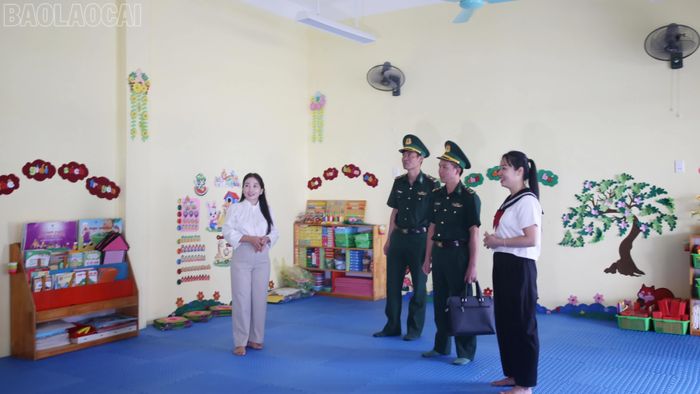Cơ sở vật chất, hạ tầng được đầu tư đồng bộ, tạo môi trường học tập an toàn cho học sinh biên giới.