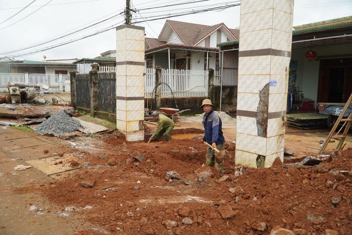 Thông qua tuyên truyền, vận động, người dân bon Bu Boong đã tự nguyện bàn giao mặt bằng với kỳ vọng dự án sớm triển khai