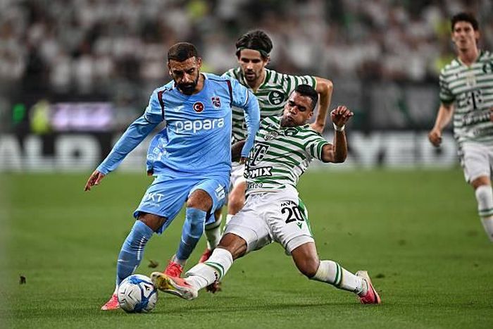 Trabzonspor và Mohamed Salah thua cách biệt Ferencvaros. Ảnh: Getty Images