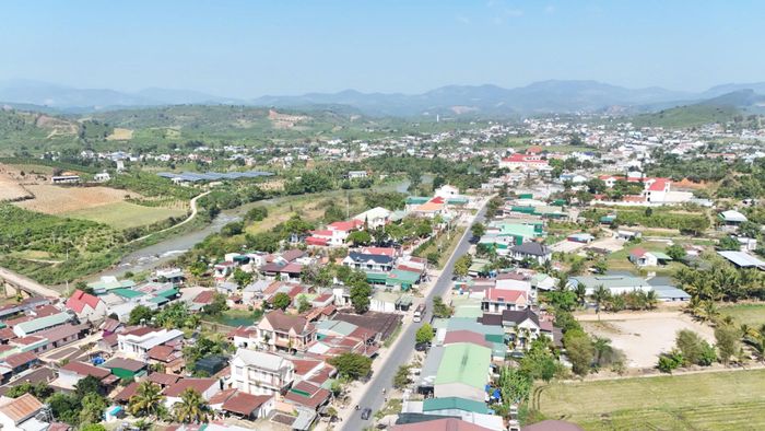 Diện mạo Phú Sơn Lâm Hà trên hành trình xây dựng và phát triển