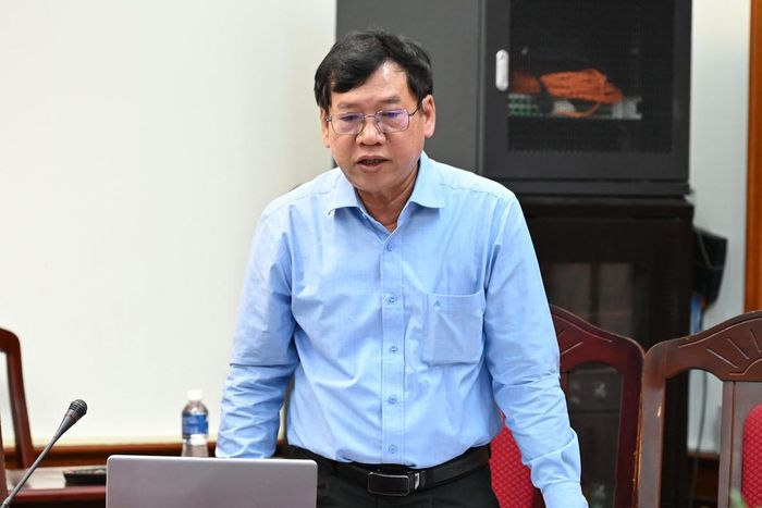 Phó Giám đốc Sở Nông nghiệp và Môi trường Nguyễn Văn Chiến phát biểu tại cuộc họp