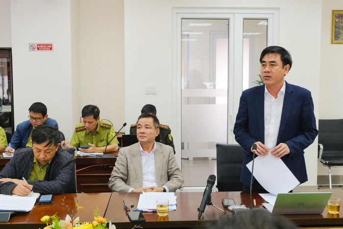 Phó Giám đốc Sở Nông nghiệp và Môi trường Lê Thanh Sơn nêu ý kiến