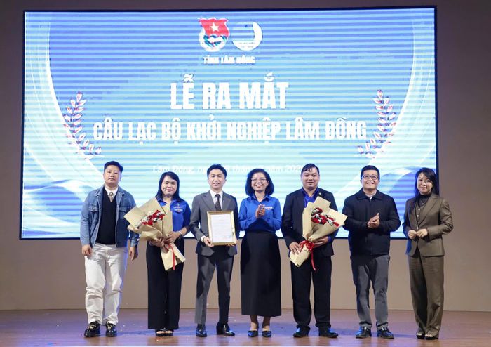Ra mắt Câu lạc bộ Khởi nghiệp Lâm Đồng với 43 thành viên trực thuộc Hội LHTN Việt Nam tỉnh